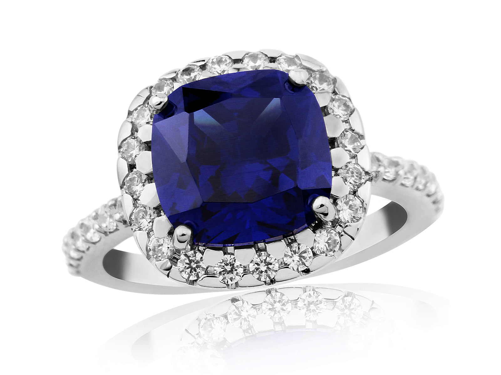 Small hot sale sapphire ring